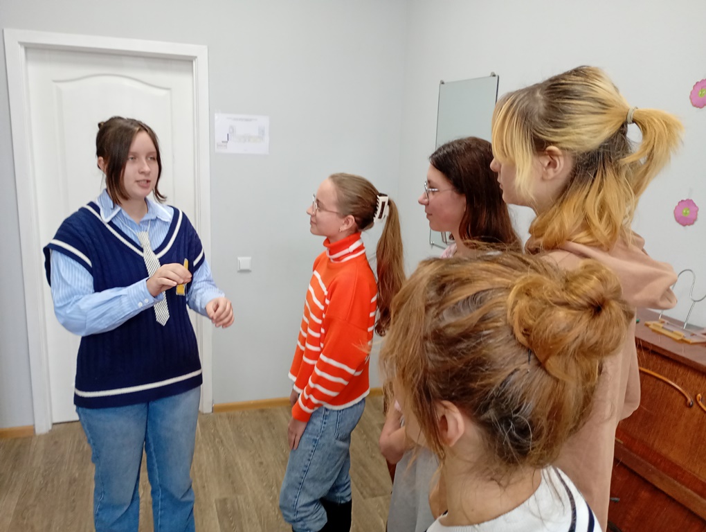 Засідання студентського наукового гуртка "Консонас" Засідання студентського наукового гуртка "Консонас"